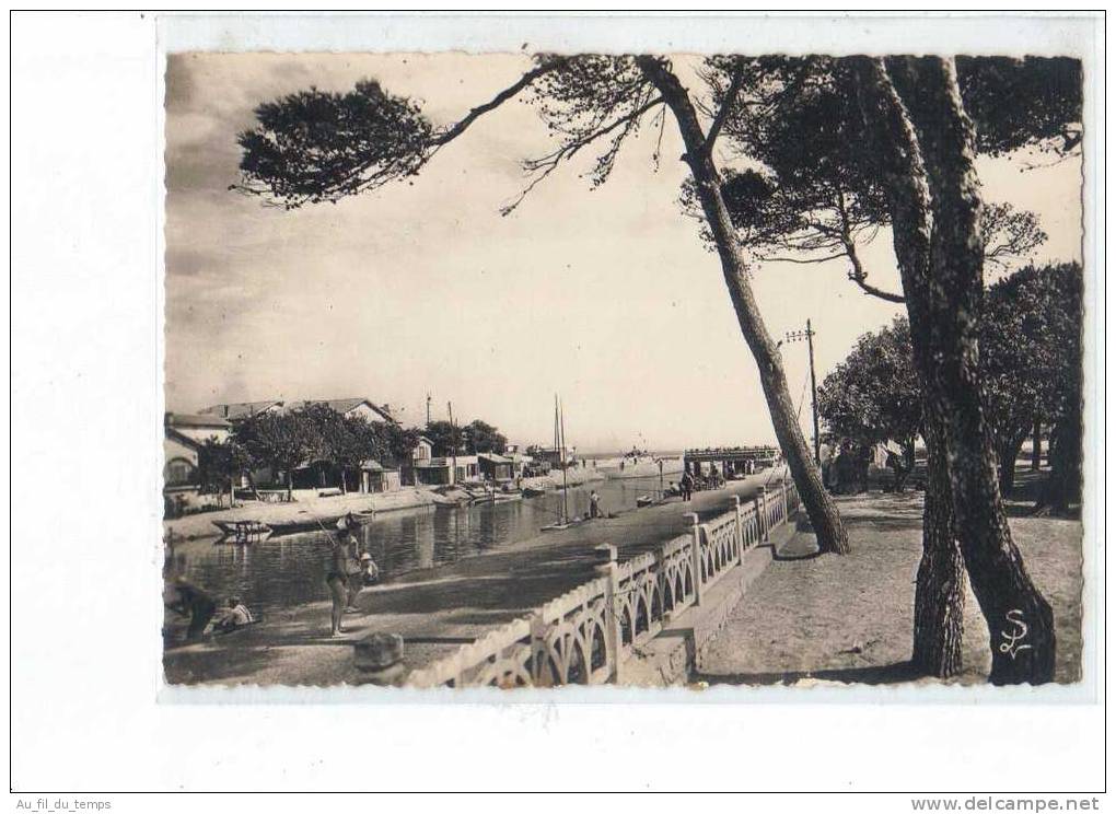 Diachronie<br><strong>Temps 2 : Les années 1930</strong> 28 avril 1936 Classement du jardin du bosquet